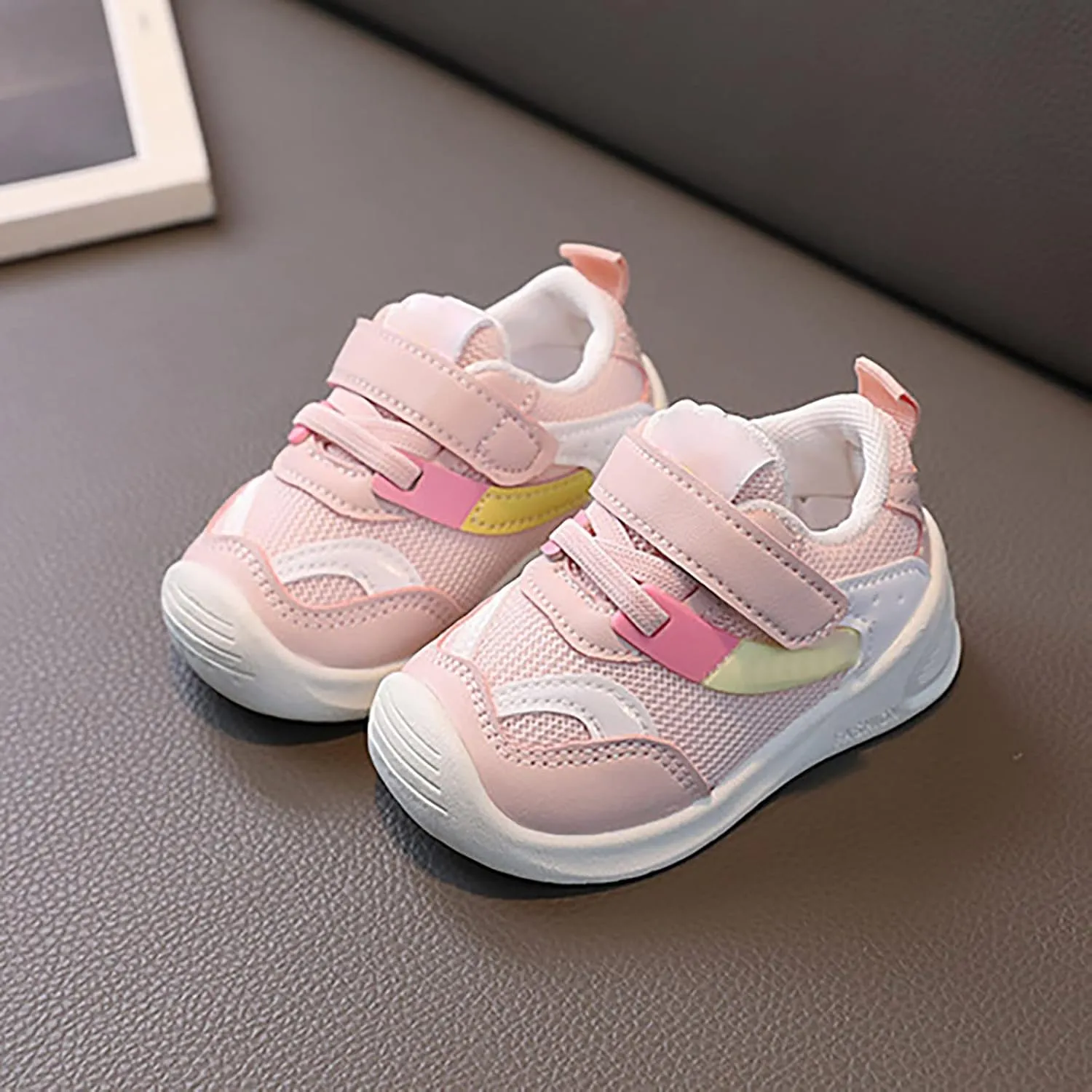 Baby/Toddler Walking Shoes Boy Girl Breathable Sneakers Non-Slip Infant First Walking Shoes Lightweight Trainers