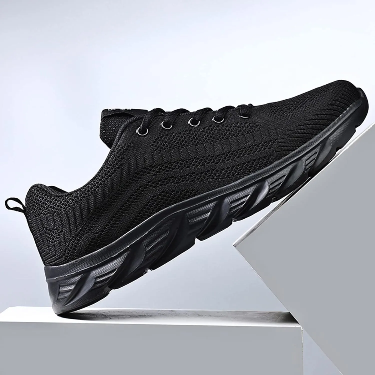 Breathable Diabetic Shoes for Men Comfortable Lightweight Casual Walking Shoe Lightweight Elderly Slip on Shoes