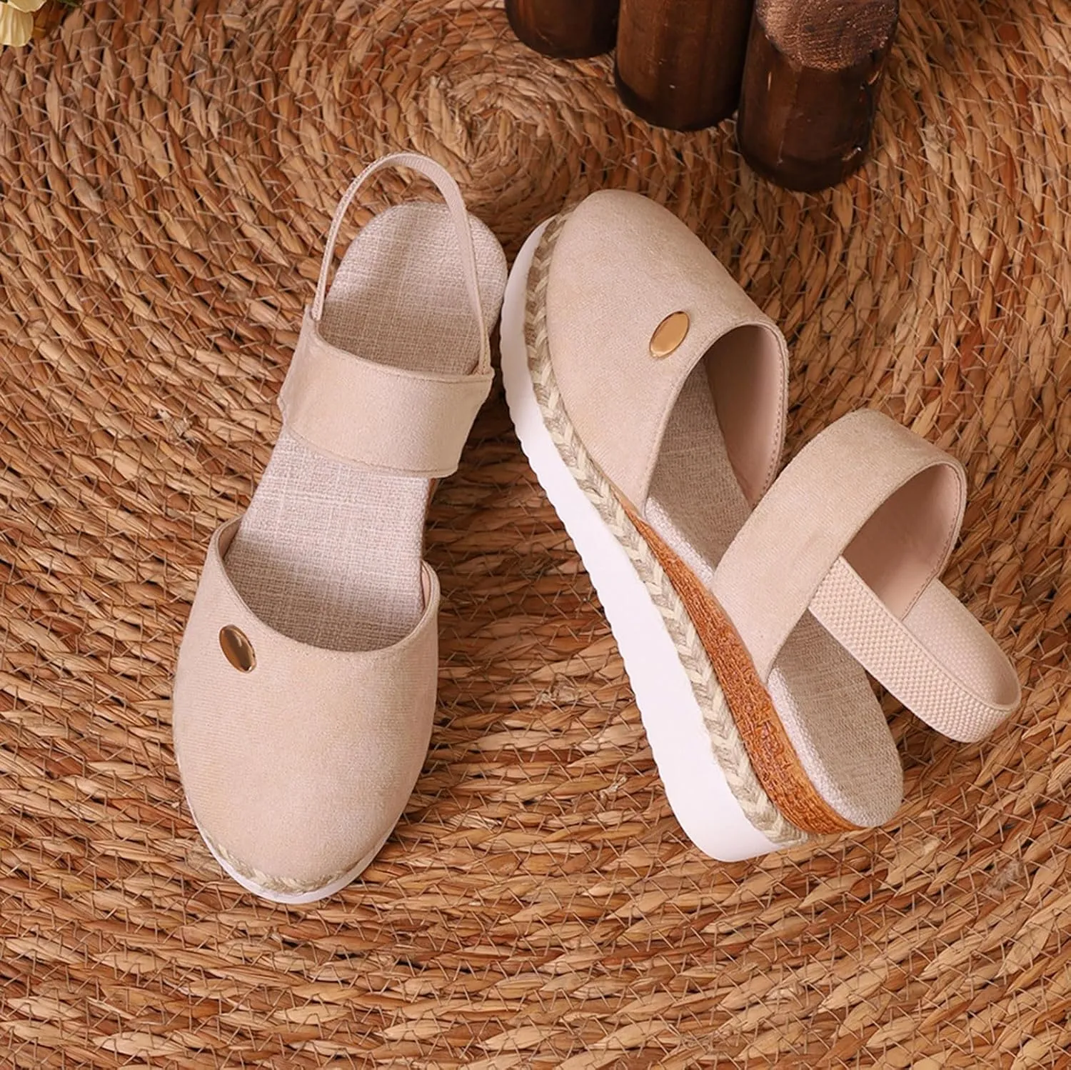 Closed Toe Platform Wedge Sandals for Women 2025 Summer Vacation Dressy Comfortable Anti Slip Beach Shoes with Adjustable Buckle Ankle Strap