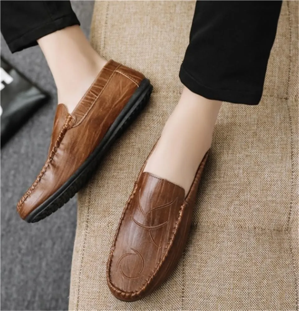 Comfortable Flexible Anti-Slip Casual Slip On Mens Loafers Simple Moccasins Leather Shoes
