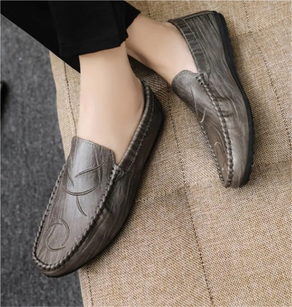 Comfortable Flexible Anti-Slip Casual Slip On Mens Loafers Simple Moccasins Leather Shoes