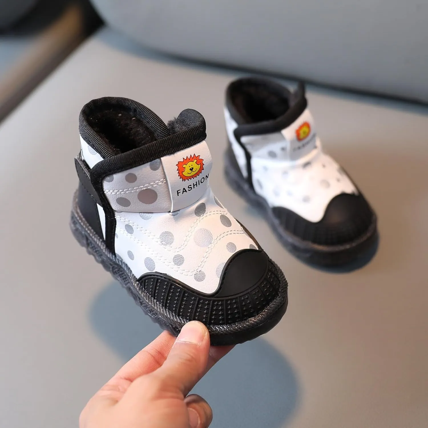 Girls Boys Led Snow Boots Outdoor Anti Slip Luminous Cotton Warm Ankle Winter Casual Shoes Toddler/Little Kid