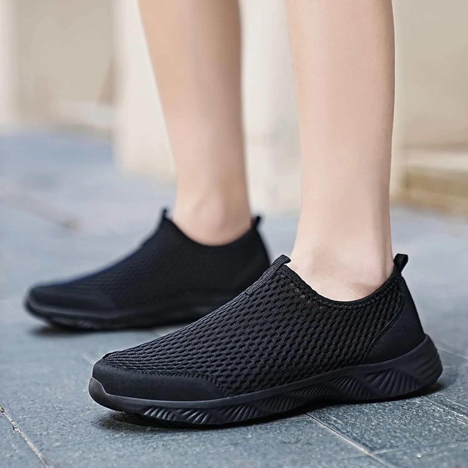 Lightweight Non Slip Sneakers for Men Comfortable Lightweight Casual Walking Shoe Soft Flat Soled Elderly Shoes