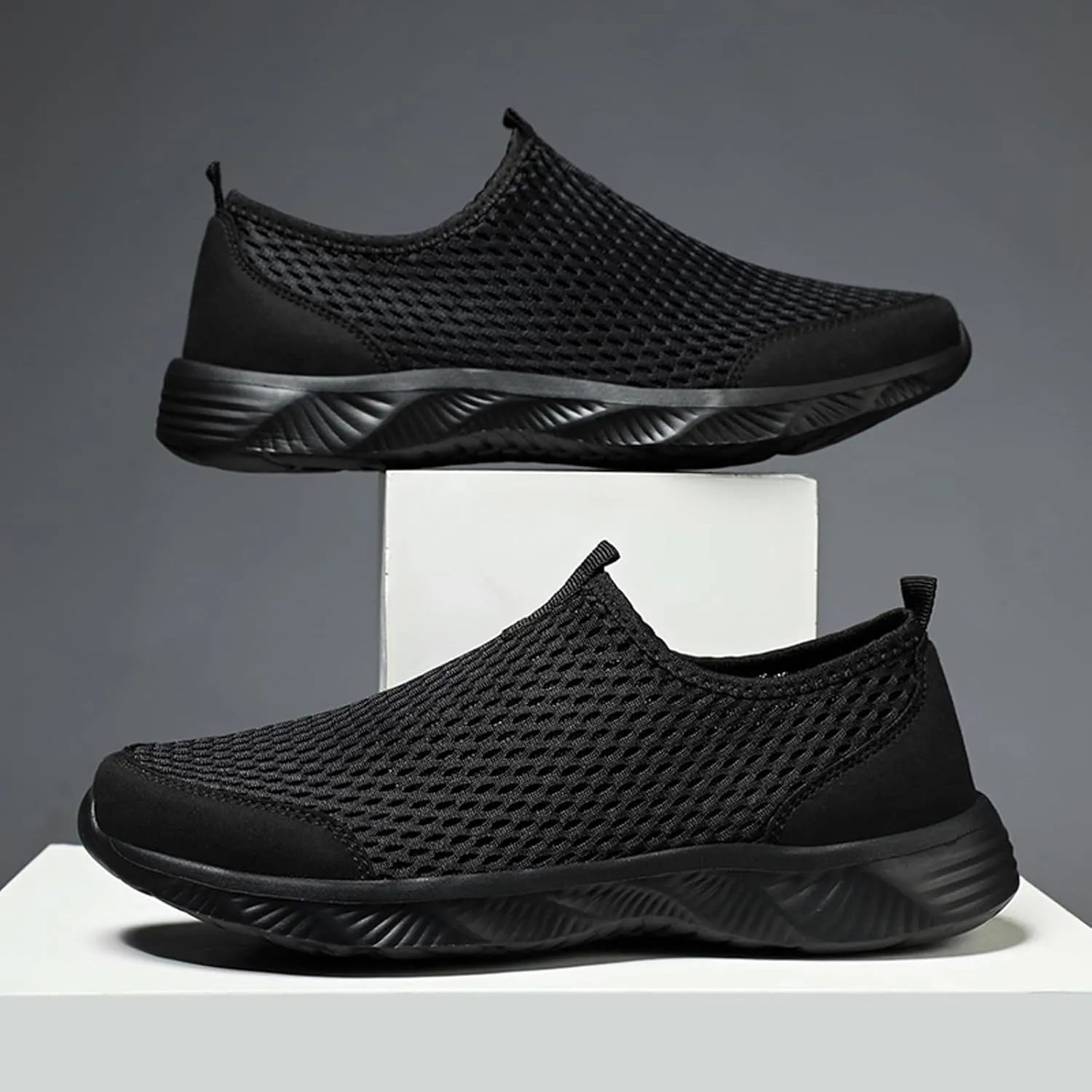 Lightweight Non Slip Sneakers for Men Comfortable Lightweight Casual Walking Shoe Soft Flat Soled Elderly Shoes