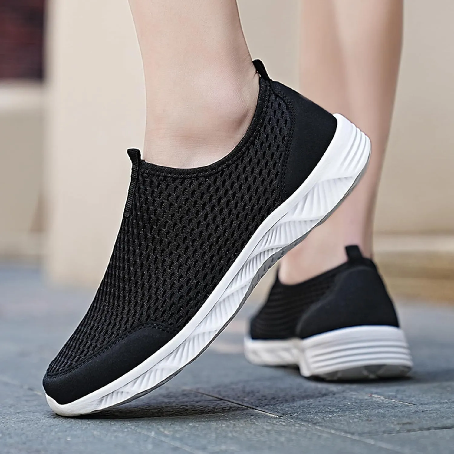 Lightweight Non Slip Sneakers for Men Comfortable Lightweight Casual Walking Shoe Soft Flat Soled Elderly Shoes