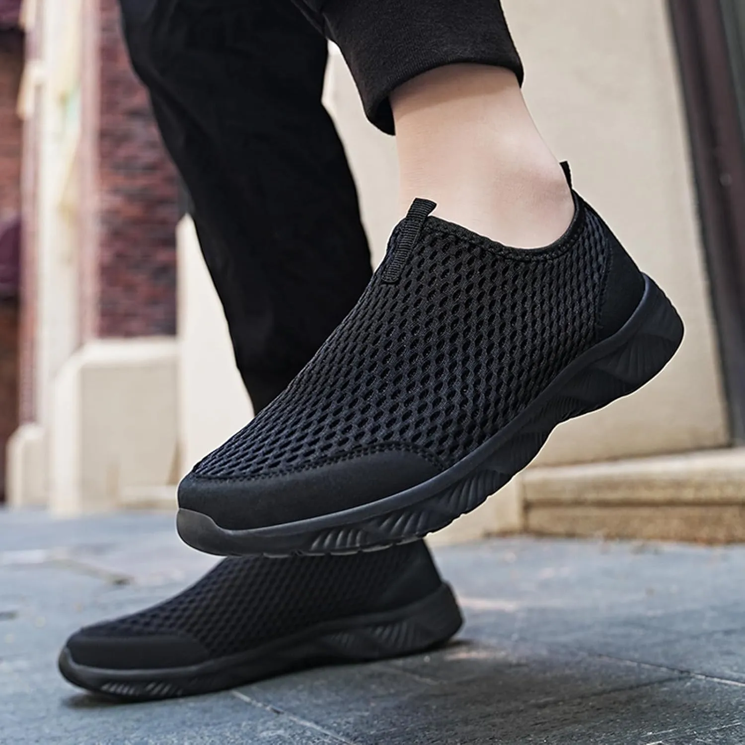 Lightweight Non Slip Sneakers for Men Comfortable Lightweight Casual Walking Shoe Soft Flat Soled Elderly Shoes