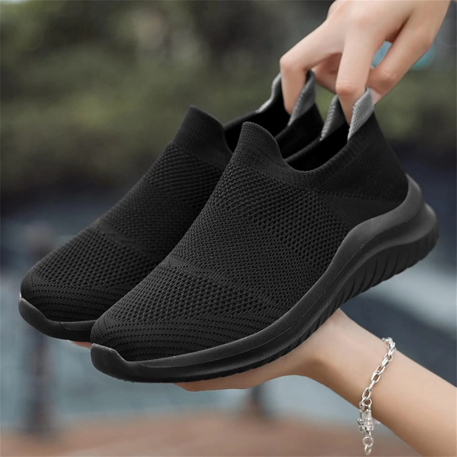 Lightweight Work Shoes for Men Comfortable Breathable Lightweight Tennis Shoe Outdoor Non Slip Jogging Sneakers
