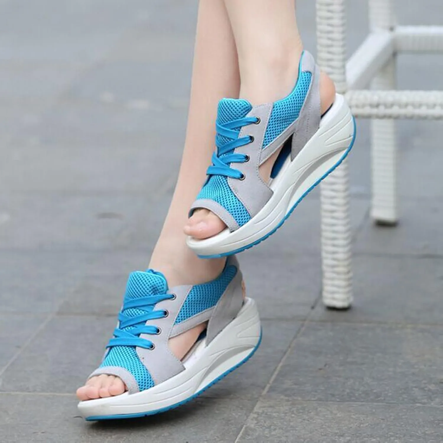 Platform Sandals Women Comfortable Wide Width Closed Toe Beach Slides Ankle Strap Wedges Flat Buckle up Walking Slip On Shoes Dressy Summer Dressy Sneakers 2025 Spring