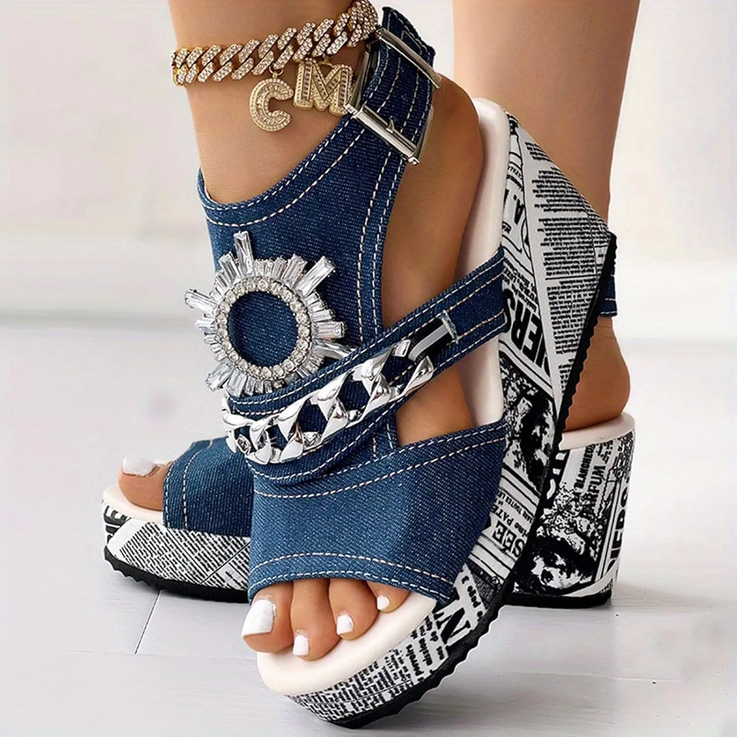 Roorsily Breathable Summer Sandals for Women Fish Mouth Sandals Comfortable Versatile Rhinestone Thick Bottom Sandals