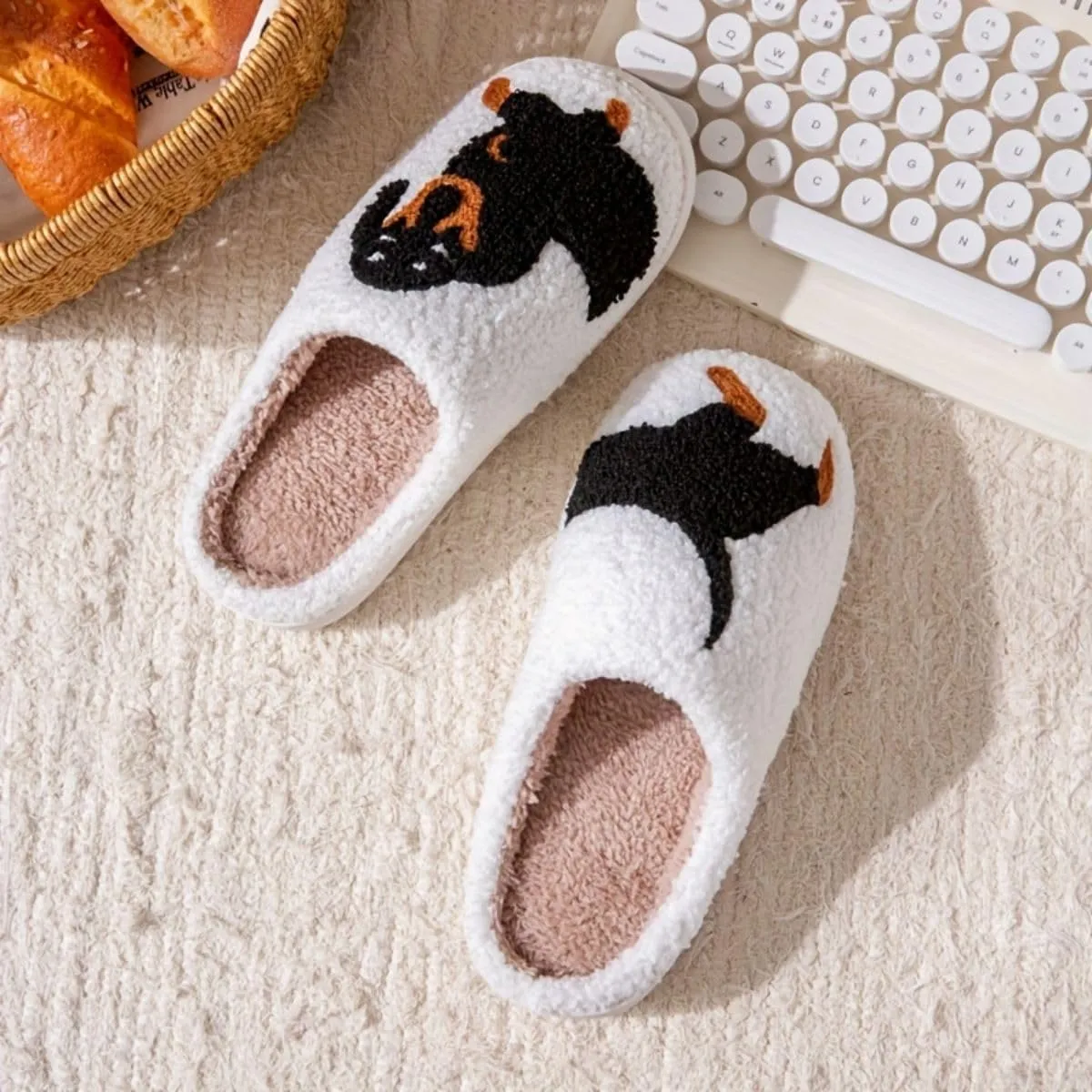 Slippers Winter Womens Mens Fluffy Plush Slippers Cute Cartoon House Slippers Cuddly Warm Shoes Indoor Outdoor Girls Women Slippers Fuzzy Memory Foam Retro Indoor Outdoor Home Couple Shoes