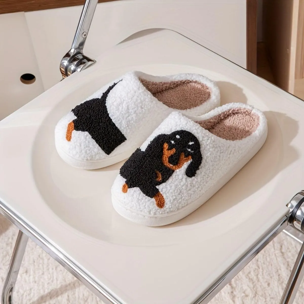 Slippers Winter Womens Mens Fluffy Plush Slippers Cute Cartoon House Slippers Cuddly Warm Shoes Indoor Outdoor Girls Women Slippers Fuzzy Memory Foam Retro Indoor Outdoor Home Couple Shoes