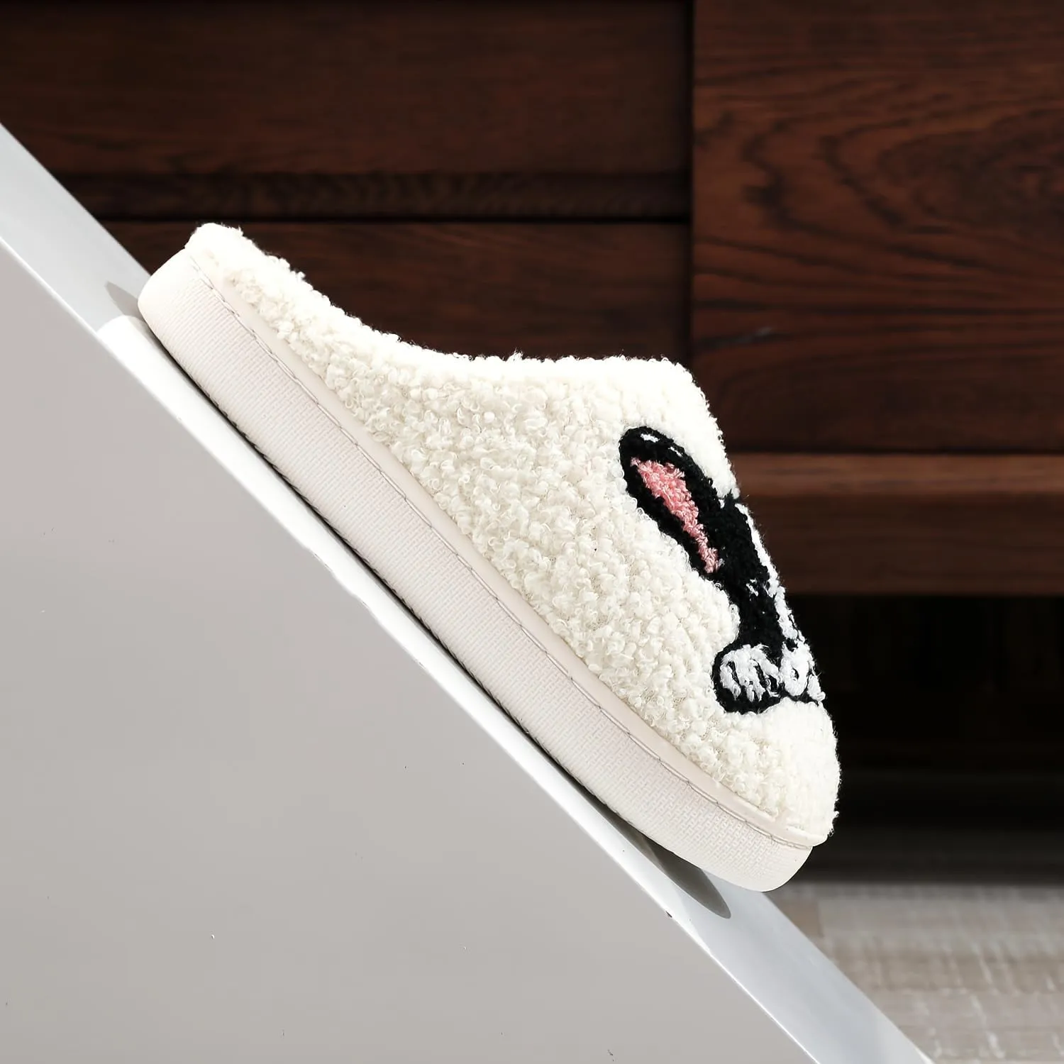 Slippers Winter Womens Mens Fluffy Plush Slippers Cute Cartoon House Slippers Cuddly Warm Shoes Indoor Outdoor Girls Women Slippers Fuzzy Memory Foam Retro Indoor Outdoor Home Couple Shoes