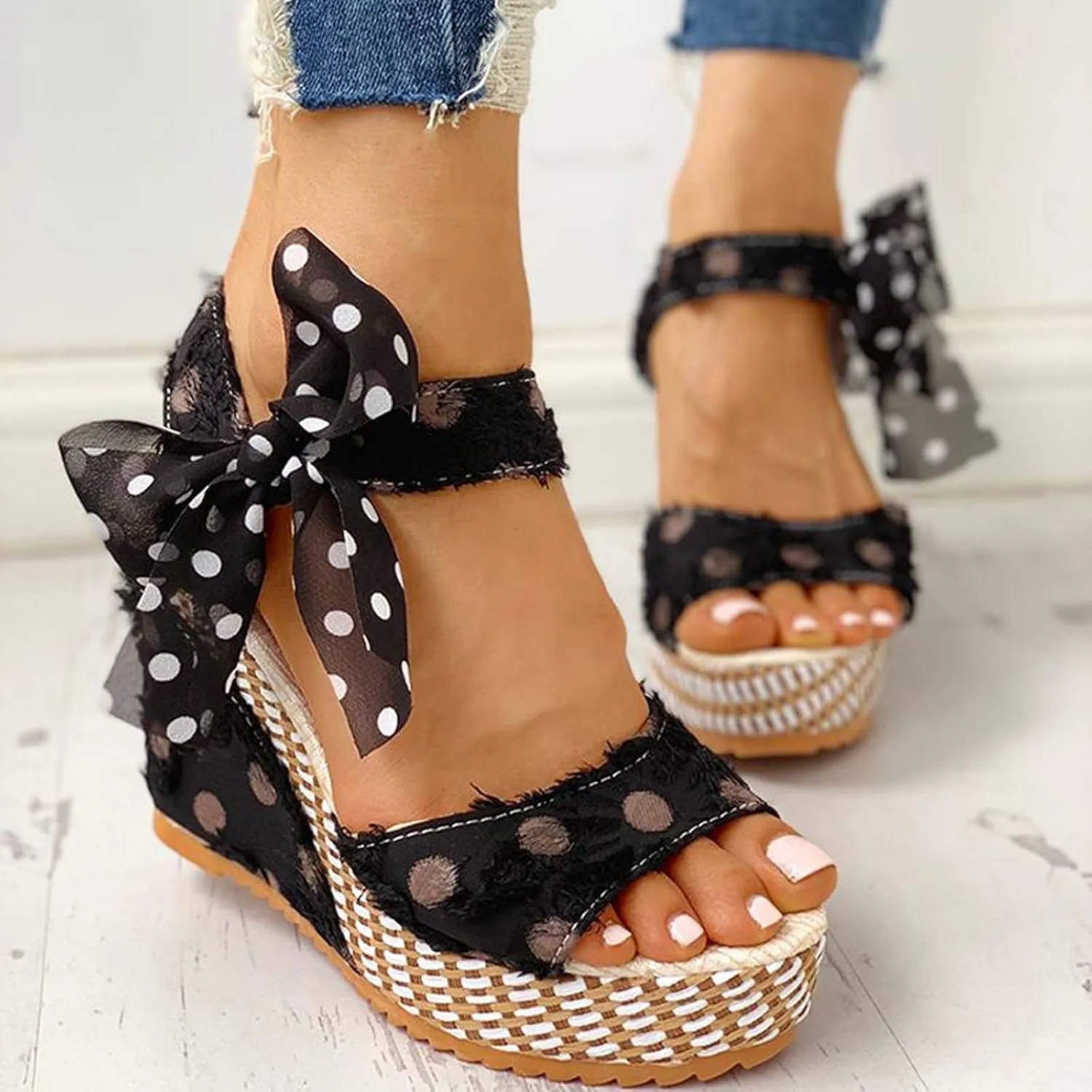 Wedge Sandals for Women Embroidered Floral Patterns On Strappy Platform Heels for Festive Summer Wear Orthopedic Sandal Beach Dressy Flip Flops for Wide Toe 2025 Spring