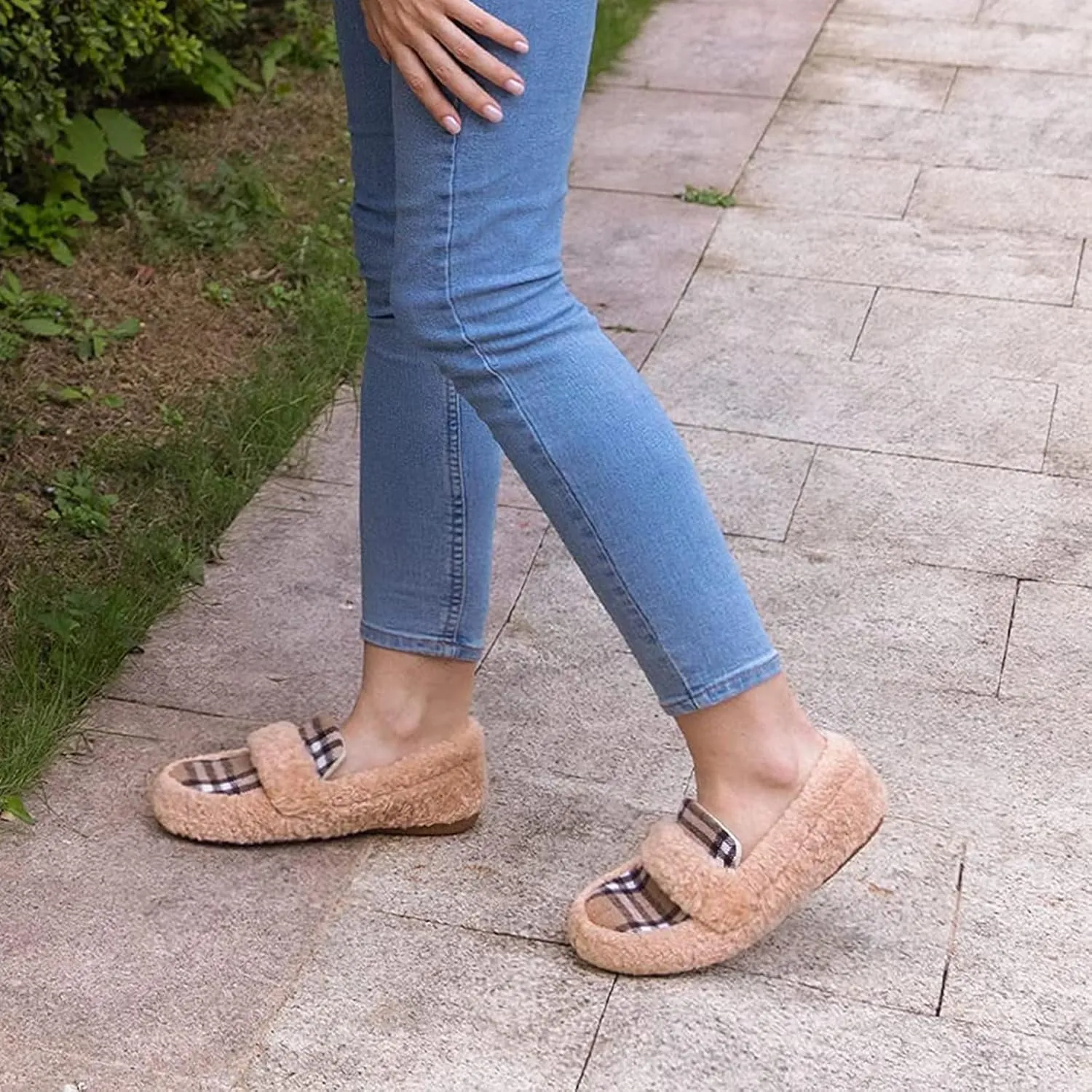 Zizor Women's Fuzzy Loafer Slippers House Shoes with Memory Foam